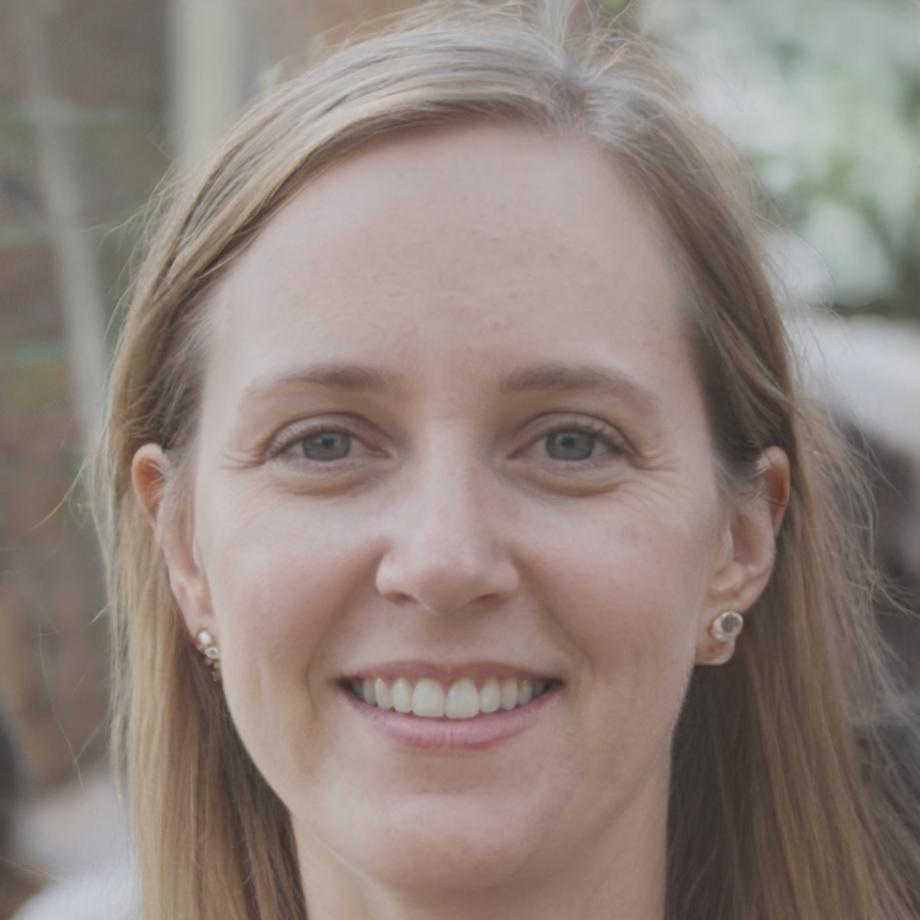 Sarah Mitchell, Investment Strategy Expert